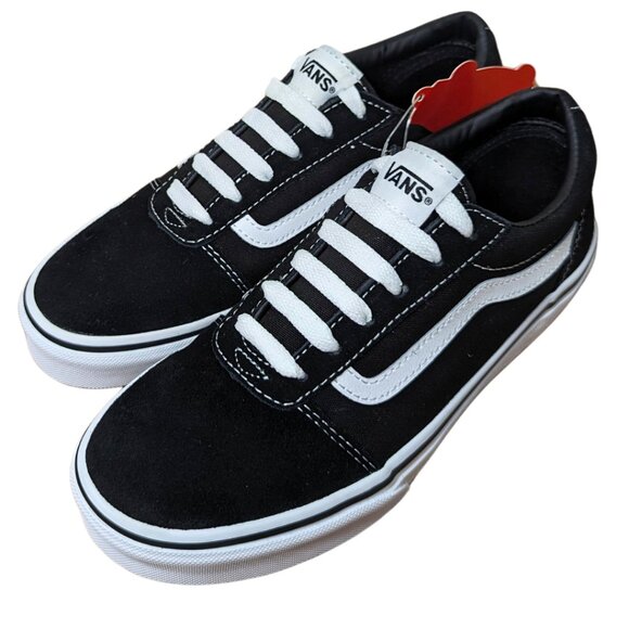 Vans NIB Youth 4 Black & White Ward Low Top Suede Lace Up Sneakers - Picture 3 of 10